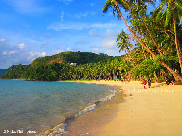 Perfect Moment in Maremegmeg Beach, El Nido Palawan