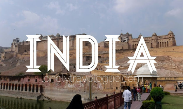 Incredible India: Chronicles, Travel Guide, Itinerary and Budget in Northern India (Kolkata, Varanasi, Jaipur, Mathura, Agra and Ladakh)