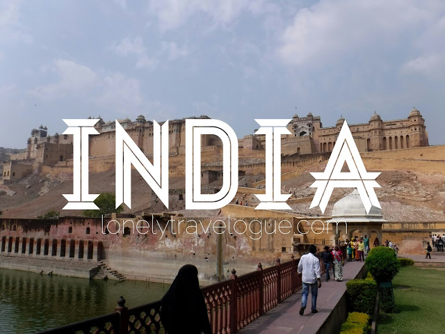 Incredible India: Chronicles, Travel Guide, Itinerary and Budget in Northern India (Kolkata, Varanasi, Jaipur, Mathura, Agra and Ladakh)